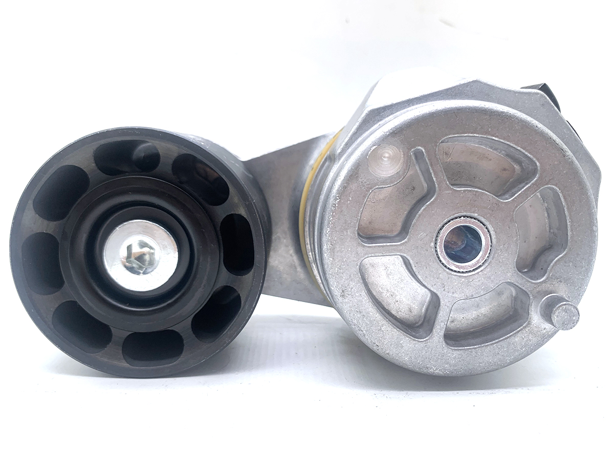 FREIGHTLINER 3904370 3907469 DAYCO  89489 TENSIONER PULLEY FREIGHTLINER MT45 1999-2002MT55 1999-2002, 2010 BELT TENSIONER PULLEY