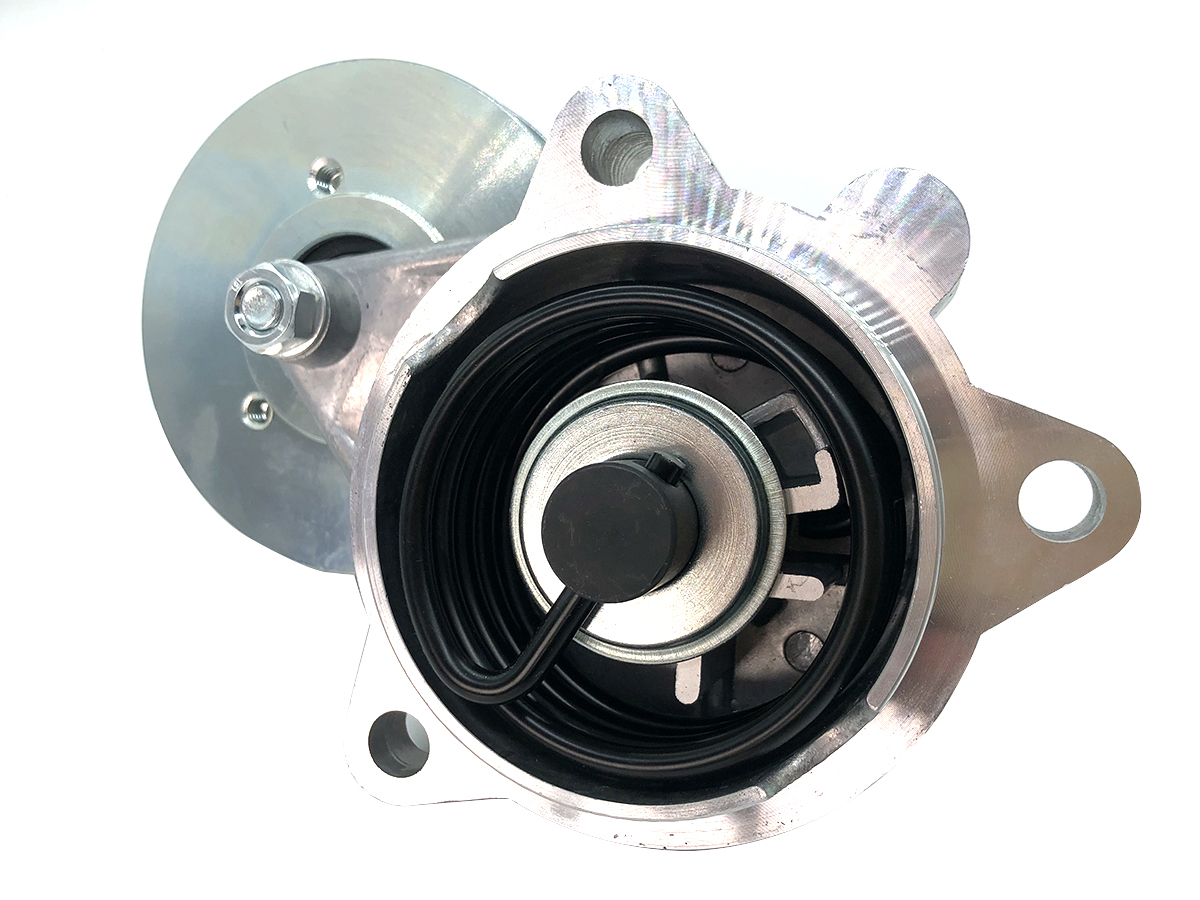 DEUTZ VT06115 315038001  32502400 TENSIONER PULLEY DEUTZ F4L91 BELT TENSIONER PULLEY