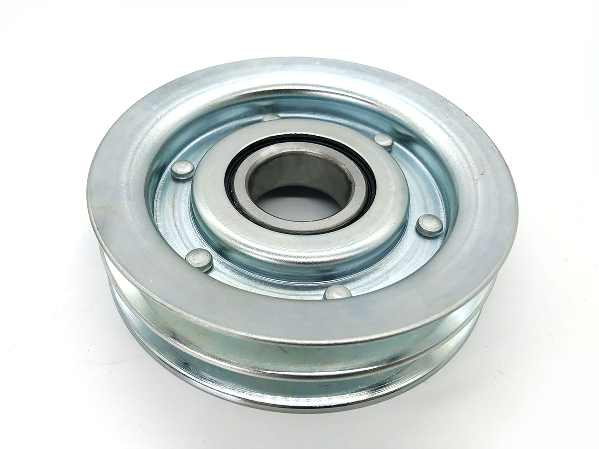 VOLVO 120515543 20700787 APV1116 TENSIONER PULLEY VOLVO 380/480 BELT TENSIONER PULLEY